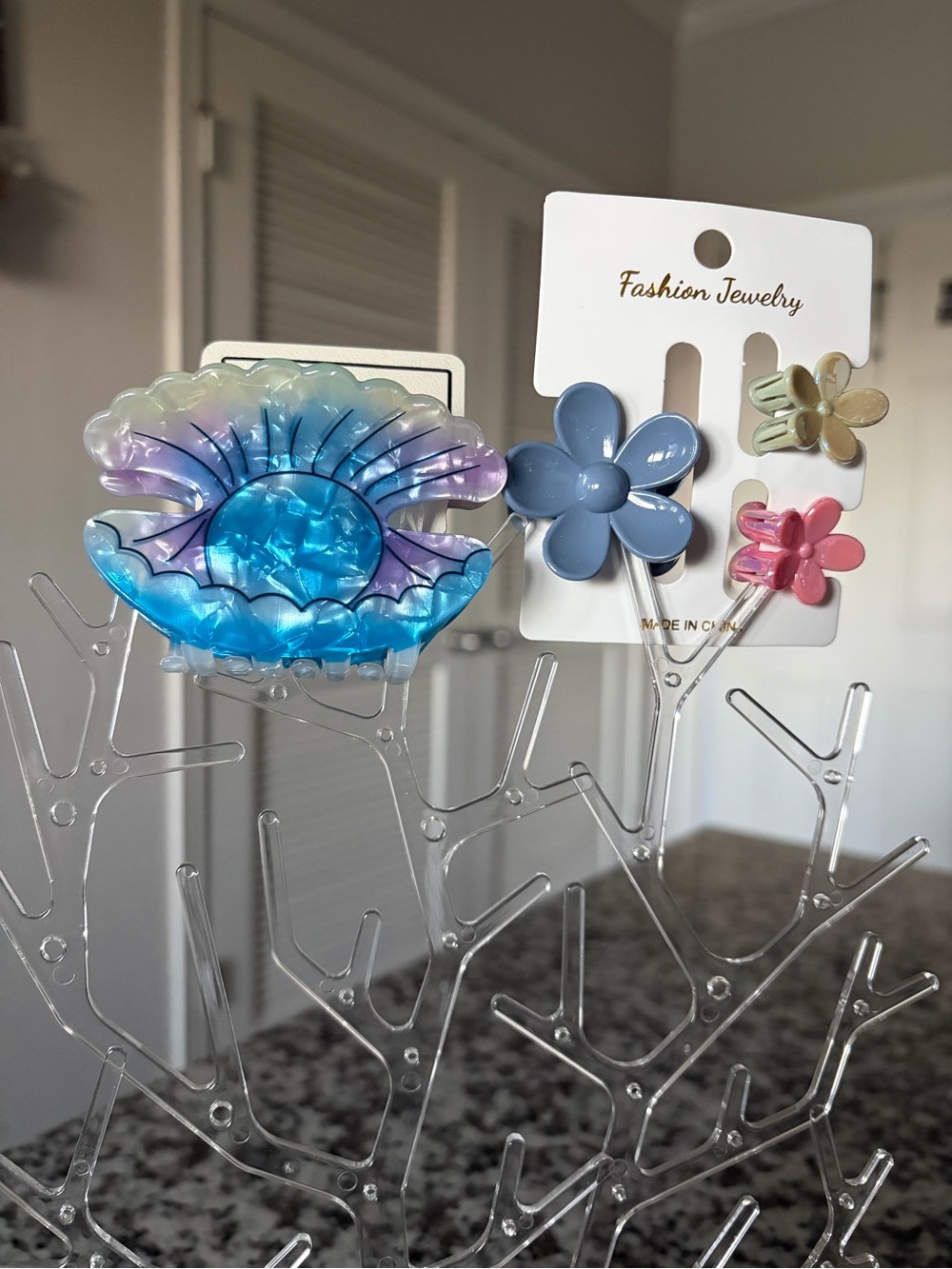 Fashion Jewelry Iridescent Blue Shell & Pastel Flower Hair Clip Set